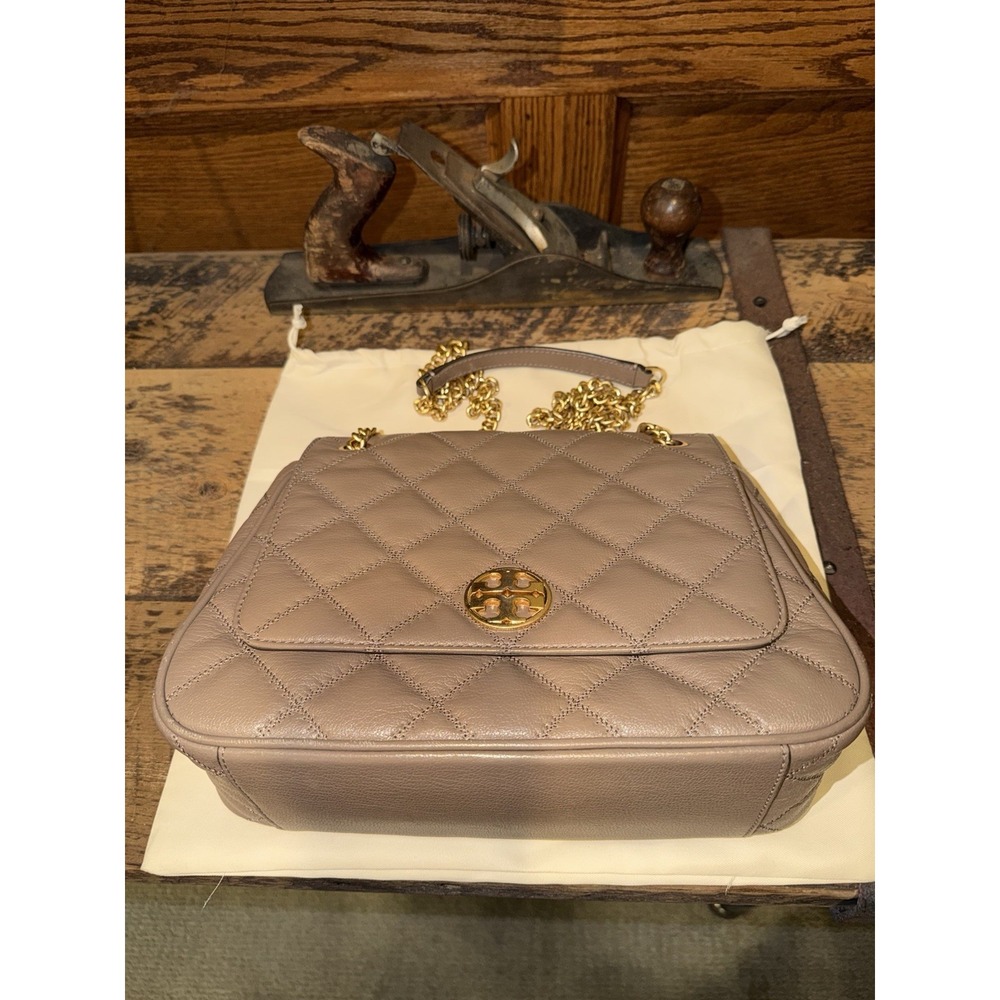 Tory Burch Willa Shoulder Bag Brie/Cream Quilted Leather Convertible Chain Strap